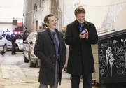 Ist Richard Castle (Nathan Fillion, r.) wirklich der richtige Ansprechpartner in Sachen Heiratsantrag? Kevin Ryan (Seamus Dever, l.) ist sich nicht mehr so sicher ...