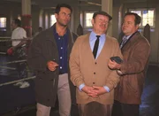 v.li.: Mike Eschenbach (Matthias Bullach), Assmann (Wolfgang V&ouml;lz) und Stefan Kehler (Wolfgang Bathke).