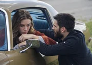 Murphy Mason (Perry Mattfeld, l.); Max Parish (Casey Deidrick, r.) Murphy Mason (Perry Mattfeld, l.); Max Parish (Casey Deidrick, r.)