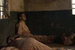 Louis Dega (Rami Malek)