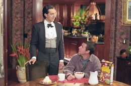 L-R: Longfellow Deeds (Adam Sandler), Emilio (John Turturro)