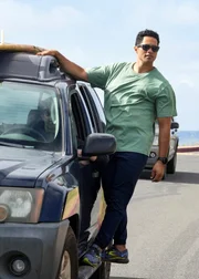 Alex Tarrant as Kai Holman. Alex Tarrant as Kai Holman.