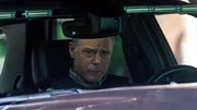 Hank Voight (Jason Beghe)