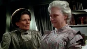 Hetty King (Jackie Burroughs), Rachel Lynde (Patricia Hamilton) (v.l.) Hetty King (Jackie Burroughs), Rachel Lynde (Patricia Hamilton) (v.l.)