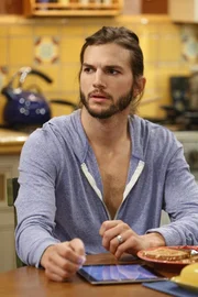 Plant sein Haus umzugestalten: Walden (Ashton Kutcher) ...