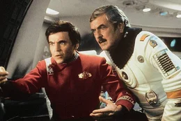 Um das Leben der Enterprise-Besatzung zu retten, opfert Mr. Spock sein Leben.