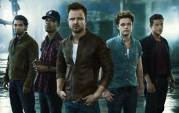 Tobey Marshall (Aaron Paul, M.) und seine Kumpel Joe Peck (Ramon Rodriguez, l.), Benny (Scott Mescudi, 2.v.l.), Little Pete (Harrison Gilbertson, 2.v.r.) und Finn (Rami Maleck, r.) nehmen an illegalen Autorennen teil und frisieren die eh schon schnellen Autos bis aufs &Auml;u&szlig;erste. Das Angebot eines alten Bekannten bringt schlie&szlig;lich einige Steine ins Rollen ...