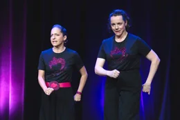 v.li.: Caroline Athanasiadis, Gudrun Nikodem-Eichenhardt.