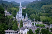 Lourdes in Frankreich ist eines der wichtigsten Pilgerziele f&uuml;r christliche Gl&auml;ubige.