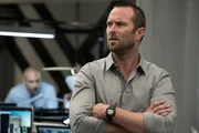 Kurt Weller (Sullivan Stapleton) Kurt Weller (Sullivan Stapleton)