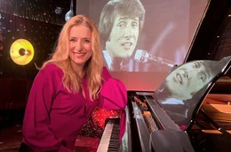 Der Film "Merci, Udo - Songs f&uuml;r die Ewigkeit von Udo J&uuml;rgens" von Melanie Didier w&uuml;rdigt dieses gro&szlig;e Werk Udo J&uuml;rgens mit seinen sch&ouml;nsten und bedeutendsten Liedern. - S&auml;ngerin Stefanie Hertel hat schon als Jugendliche die Musik von Udo J&uuml;rgens geh&ouml;rt und liebt den Song "Aber bitte mit Sahne".
