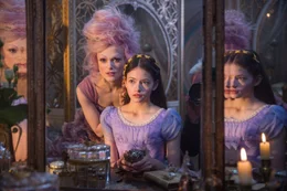 Gef&auml;hrliche Freundin, l-r: Keira Knightley als Sugar Plum, Mackenzie Foy als Clara