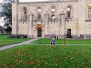Im Jahr 1962 st&ouml;&szlig;t der Arch&auml;ologe Ralegh Radford bei Ausgrabungen in Glastonbury auf ein mittelalterliches Grab. Ist die Klosterkirche die letzte Ruhest&auml;tte von K&ouml;nig Artus?