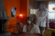 Bj&ouml;rn (Tom B&ouml;ttcher, l.) und Benny (Holger Stockhaus, r.) geben sich alle M&uuml;he. Aber irgendwie will der Text nicht im Kopf bleiben. Steht die Karriere von ABBA vor dem aus?