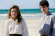 Edmund (Skandar Keynes, r.) und Lucy (Georgie Henley, l.) m&uuml;ssen erneut ein unglaublichesund sehr gef&auml;hrliches  Abenteuer im fernen Reich Narnia bestehen ...