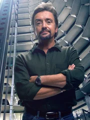 Richard Hammond in der VW-Fabrik. Richard Hammond in der VW-Fabrik.