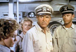 Matt Sherman (Cary Grant) wird Kommandant des reparaturbed&uuml;rftigen U-Boots &bdquo;Sea Tiger&ldquo;. Er hat Pech. Erst wird das Boot bei einem Angriff schwer getroffen, dann muss er noch f&uuml;nf gestrandete Krankenschwestern aufnehmen,