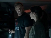 Jack Reacher (Alan Ritchson), Susan Duffy (Sonya Cassidy).