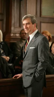 Staatsanwalt Jack McCoy (Sam Waterston) klagt einen vermeintlichen Helden an, dessen wahnwitzige Verbrecherjagd quer durch die Stadt in einem schweren Unfall endete und ein Menschenleben kostete.