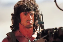 John Rambo (Sylvester Stallone) hat in einem buddhistischen Kloster in Thailand endlich seinen inneren Frieden gefunden. Doch als er erf&auml;hrt, dass sein Freund, Colonel Trautman, von den Russen in Afghanistan gefangengenommen worden ist, geht der unbesiegbare K&auml;mpfer noch einmal auf den Kriegspfad ...