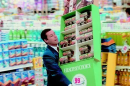 Der sch&uuml;chterne Kleinunternehmer Barry Egan (Adam Sandler) hat sein langweiliges Leben und seine Arbeit schon ziemlich satt.