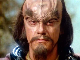 Klingonen-Kommandant Kruge (Christopher Lloyd) will das todbringende "Genesis"-Torpedo an sich bringen.