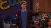 Henry Hart (Jace Norman), Babe Carano (Cree Cicchino)