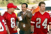 "Monk"  Im Bild (v.li.): Ted Levine (Capt. Leland Stottlemeyer), Tony Shalhoub (Adrian Monk).