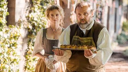 Pierre (Gr&eacute;gory Gadebois) und Louise (Isabelle Carr&eacute;) m&ouml;chte ihre G&auml;ste kulinarisch verw&ouml;hnen.