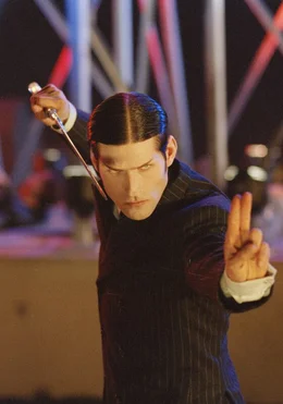 D&auml;monisch: Thin Man (Crispin Glover) ...