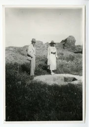 Agatha Christie und Max Mallowan in Arpachiyah in den 1930er-Jahren.