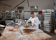 Bäckermeister Claus Becker in der Backstube. Bäckermeister Claus Becker in der Backstube.