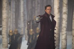 Nimmt den Kampf gegen das B&ouml;se auf: Prince Andrew Alcott (Armie Hammer) ...