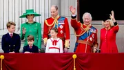 Die k&ouml;nigliche Familie bei der Geburtstagsparade f&uuml;r K&ouml;nig Charles auf dem Balkon des Buckingham Palace.