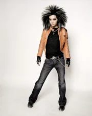 Bill Kaulitz von 'Tokio Hotel' polarisiert nicht nur, sondern gehört auch einer der kommerziell erfolgreichsten Bands an. Bill Kaulitz von 'Tokio Hotel' polarisiert nicht nur, sondern gehört auch einer der kommerziell erfolgreichsten Bands an.