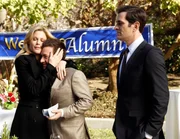 L-R: Claire Dunphy (Julie Bowen), Tater (David Faustino), Phil Dunphy (Ty Burrell)