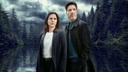 L-R: Pia Sander (Annika Kuhl), Oliver von Bodenstein (Tim Bergmann). L-R: Pia Sander (Annika Kuhl), Oliver von Bodenstein (Tim Bergmann).