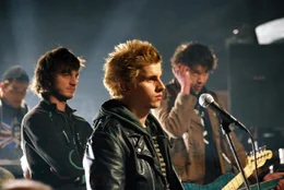 Aktion "Rettet das Marienstift": Rocky (Julian Sengelmann, l.) und seine Band ...