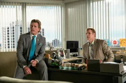 Als h&auml;tte es Brad (Will Ferrell, r.) mit dem muskul&ouml;sen, coolen Ex-Mann seiner Frau nicht schon schwer genug, macht ihm auch sein Chef Leo (Thomas Haden Church, l.) sofort klar, dass er gegen den Mann keine Chance hat ...