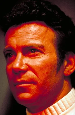 Vor Jahren hat Admiral James T. Kirk (William Shatner) den genetisch ver&auml;nderten ehemaligen Anf&uuml;hrer und Kriegsherrn Khan Noonien Singh auf dem Planeten Ceti Alpha 5 ausgesetzt &ndash; nun sinnt Khan auf Rache &hellip;; Vor Jahren hat Admiral James T. Kirk (William Shatner) den genetisch ver&auml;nderten ehemaligen Anf&uuml;hrer und Kriegsherrn Khan Noonien Singh auf dem Planeten Ceti Alpha 5 ausgesetzt