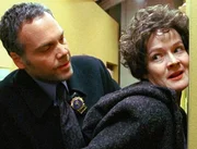 Goren (Vincent D'Onofrio) nimmt Margie (Enid Graham) vor&uuml;bergehend fest. Sie steckt mit dem Bankr&auml;uber unter einer Decke.