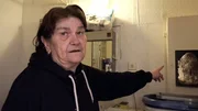 Ein Wasserschaden macht Rentnerin Regina das Leben schwer.