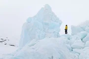 Sebastian Str&ouml;bel zeigt uns die zerbrechliche Arktis.