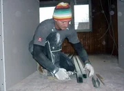 Trockenbauer Danilo ist wieder in seinem Element.