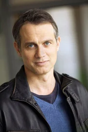 Markus S&ouml;llner (Ralf Bauer).