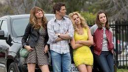 v.l.n.r. Denise (Sarah Wright), Gordon (James Marsden), Meghan (Elizabeth Banks) und Rose (Gillian Jacobs)v.l.n.r. Denise (Sarah Wright), Gordon (James Marsden), Meghan (Elizabeth Banks) und Rose (Gillian Jacobs)