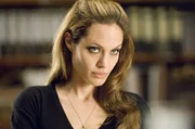 Fox (Angelina Jolie)
