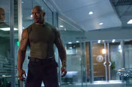 Der Agent Luke Hobbs (Dwayne Johnson) entdeckt, wie sich Deckard Shaw illegal Informationen &uuml;ber Dom und dessen Crew beschafft, aber wird er den ehemaligen Spezialagenten auch daran hindern k&ouml;nnen, auf einen m&ouml;rderischen Rachefeldzug zu gehen?; Der Agent Luke Hobbs (Dwayne Johnson) entdeckt, wie sich Deckard Shaw illegal Informationen &uuml;ber Dom und dessen Crew beschafft, aber wird er den ehemaligen Spezialagenten auch daran hindern k&ouml;nnen, auf einen m&ouml;rderischen Rachefeldzug zu gehen?