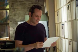 Ein &uuml;berraschender Besuch ver&auml;ndert Davids (Vince Vaughn) Leben von Grund auf. Er soll Vater von sage und schreibe 533 Kindern sein, die nun die Offenlegung der Identit&auml;t des Samenspenders einklagen wollen ...