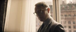 J&uuml;rgen Voller (Mads Mikkelsen).